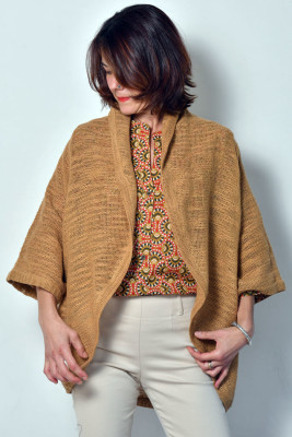 Veste légère, poncho, kimono...